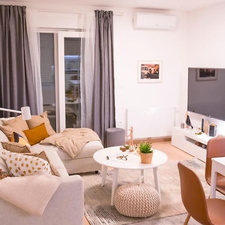 Fresh Comfort Apartment By Irundo ซาเกร็บ ภายนอก รูปภาพ