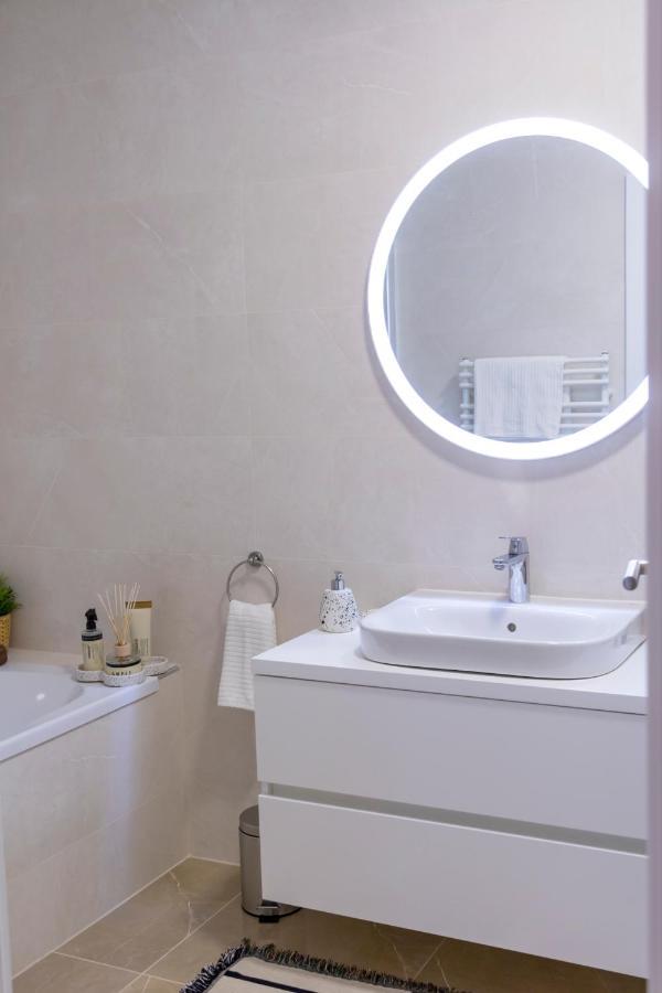 Fresh Comfort Apartment By Irundo ซาเกร็บ ภายนอก รูปภาพ